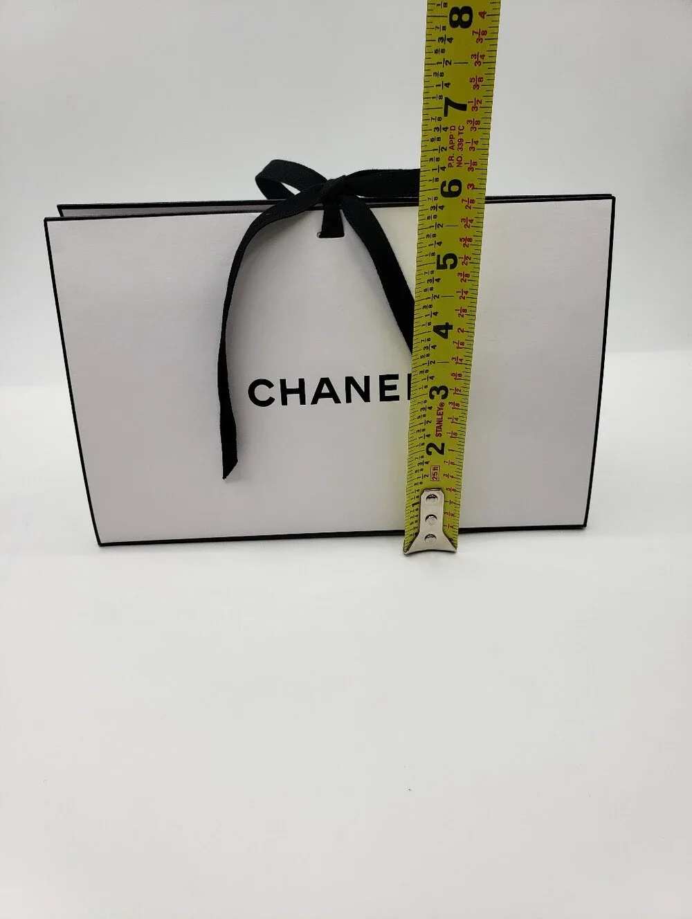 CHANEL gift paper