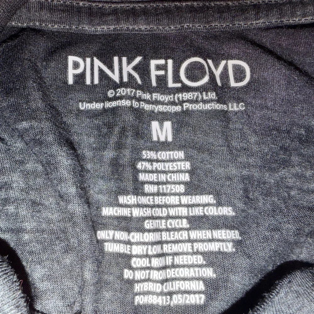 Pink Floyd soft gray