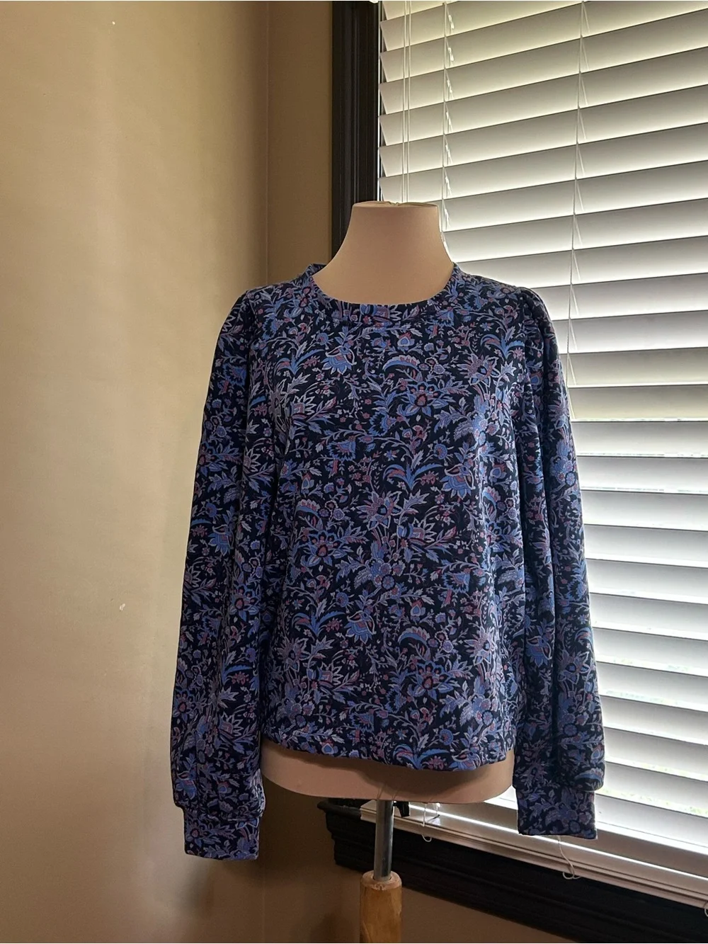 Maison D’ Amelie Paris Peri Floral Crewneck Sweatshirt in Navy and Lavender