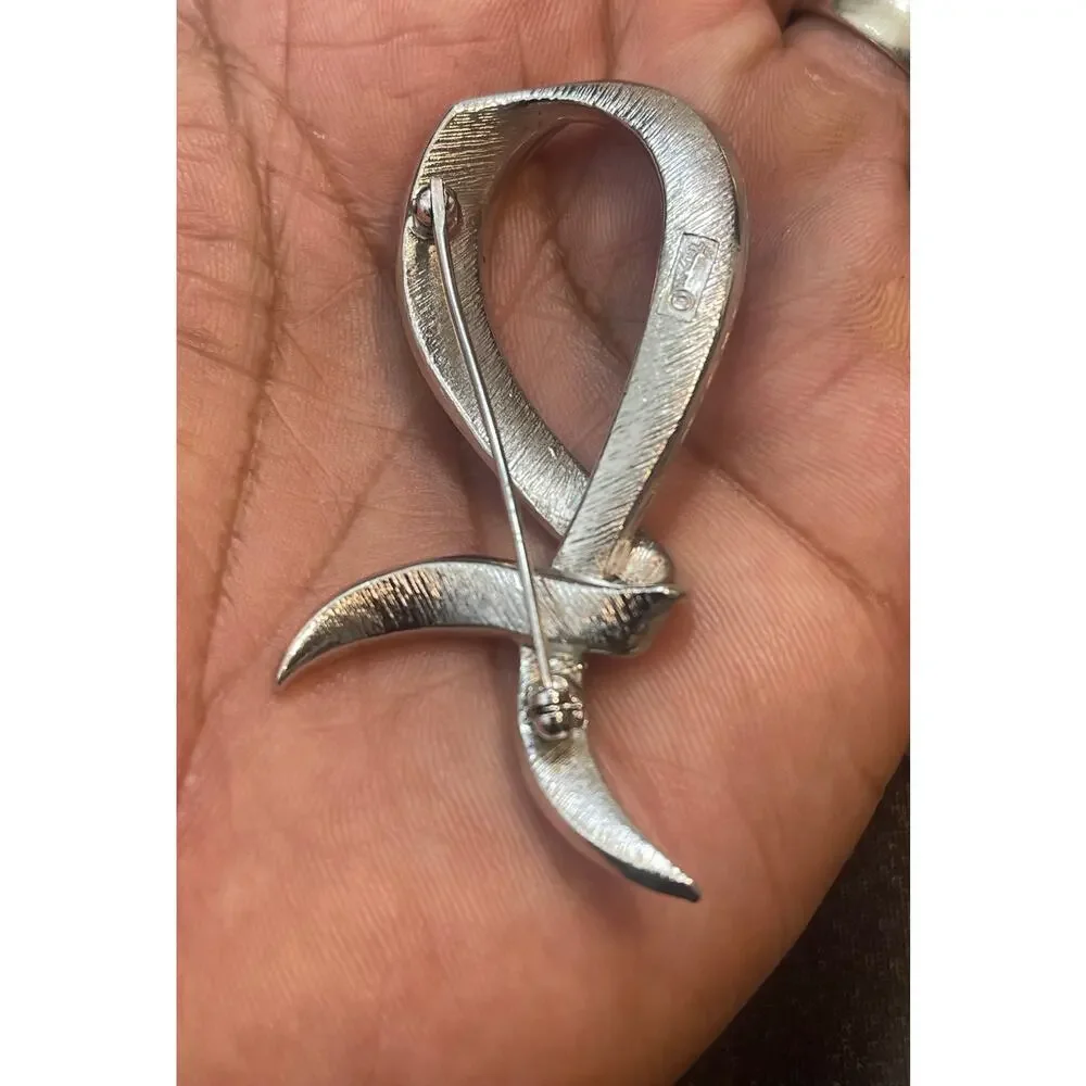 Vintage Trifari Crown Abstract Ribbon Brooch Brushed Silver Tone