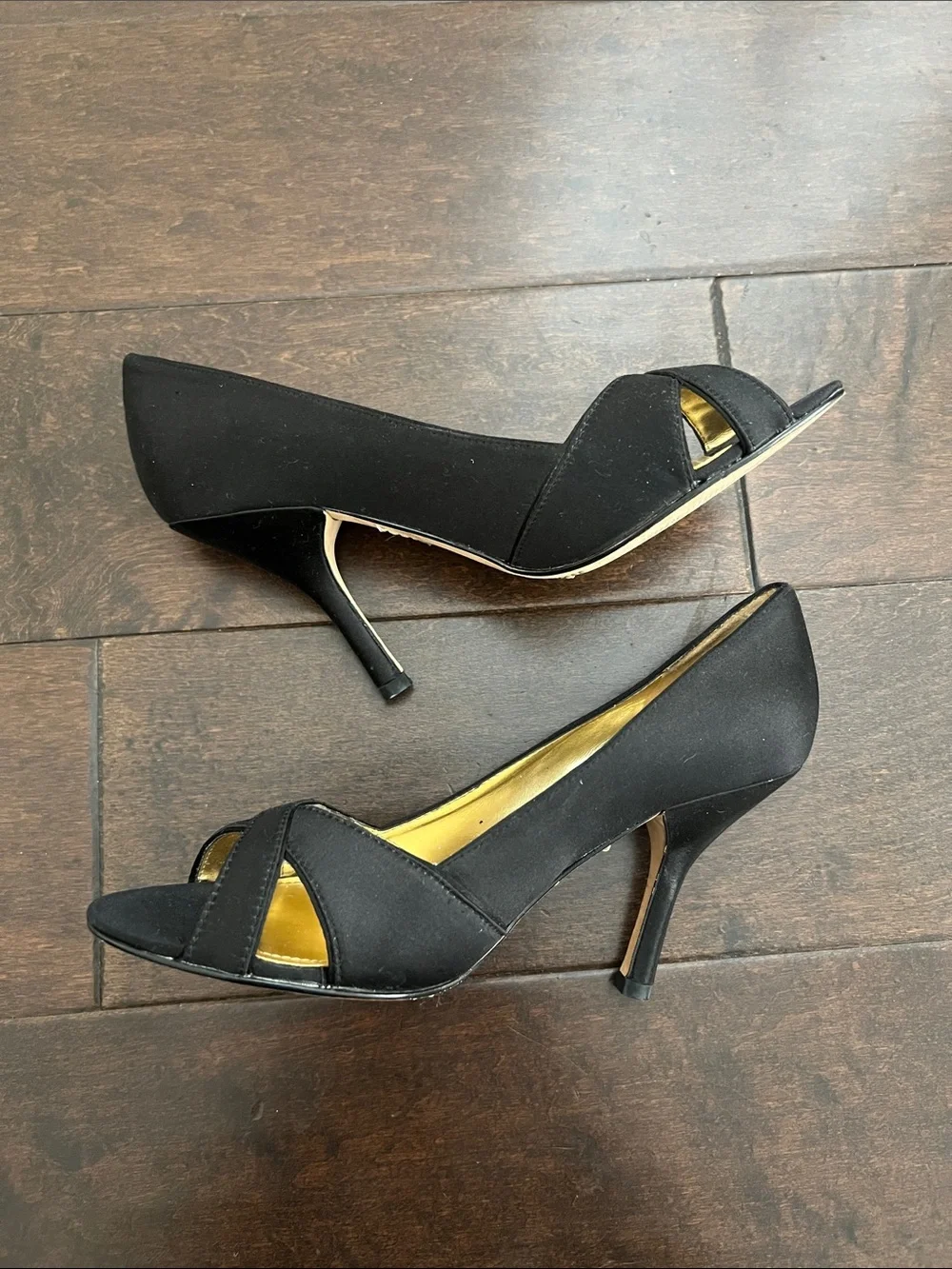 Enzo Angiolini chic open