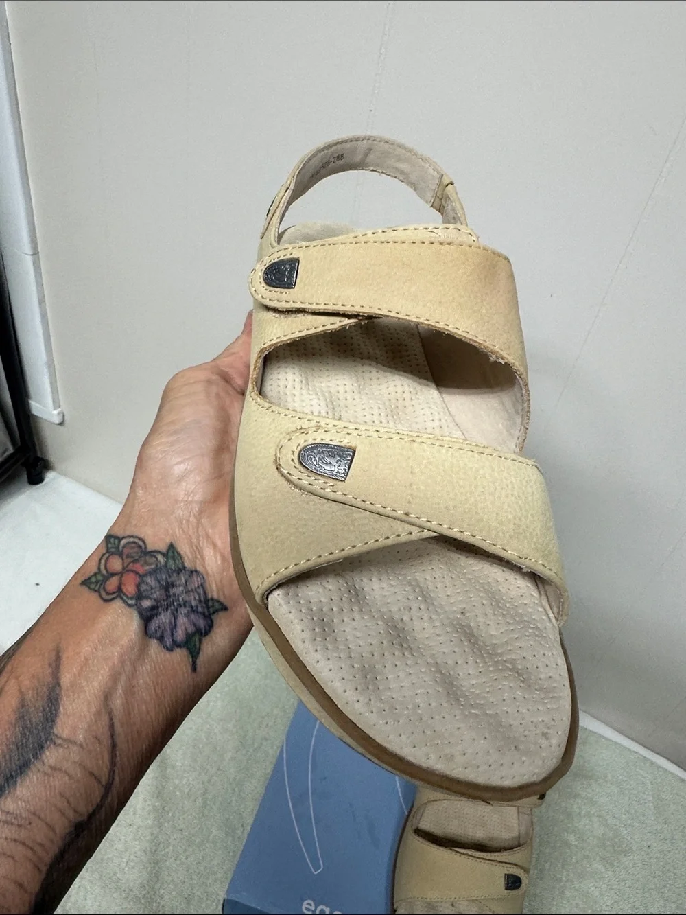 SoftWalk slingback sandal
