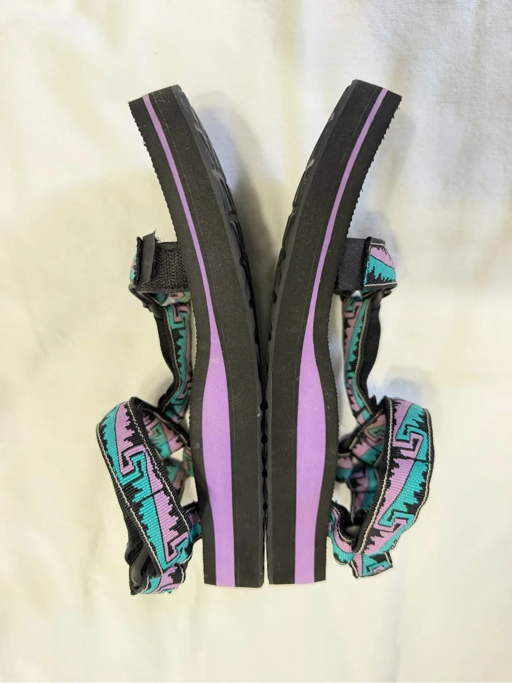 Teva midform gorpcore