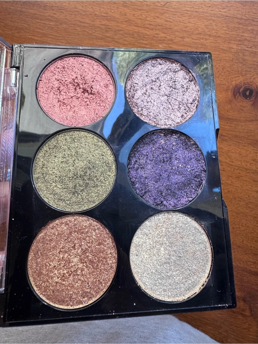 Flower purple eyeshadow