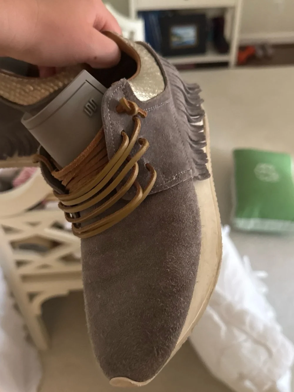 Esseutesse comfortable suede