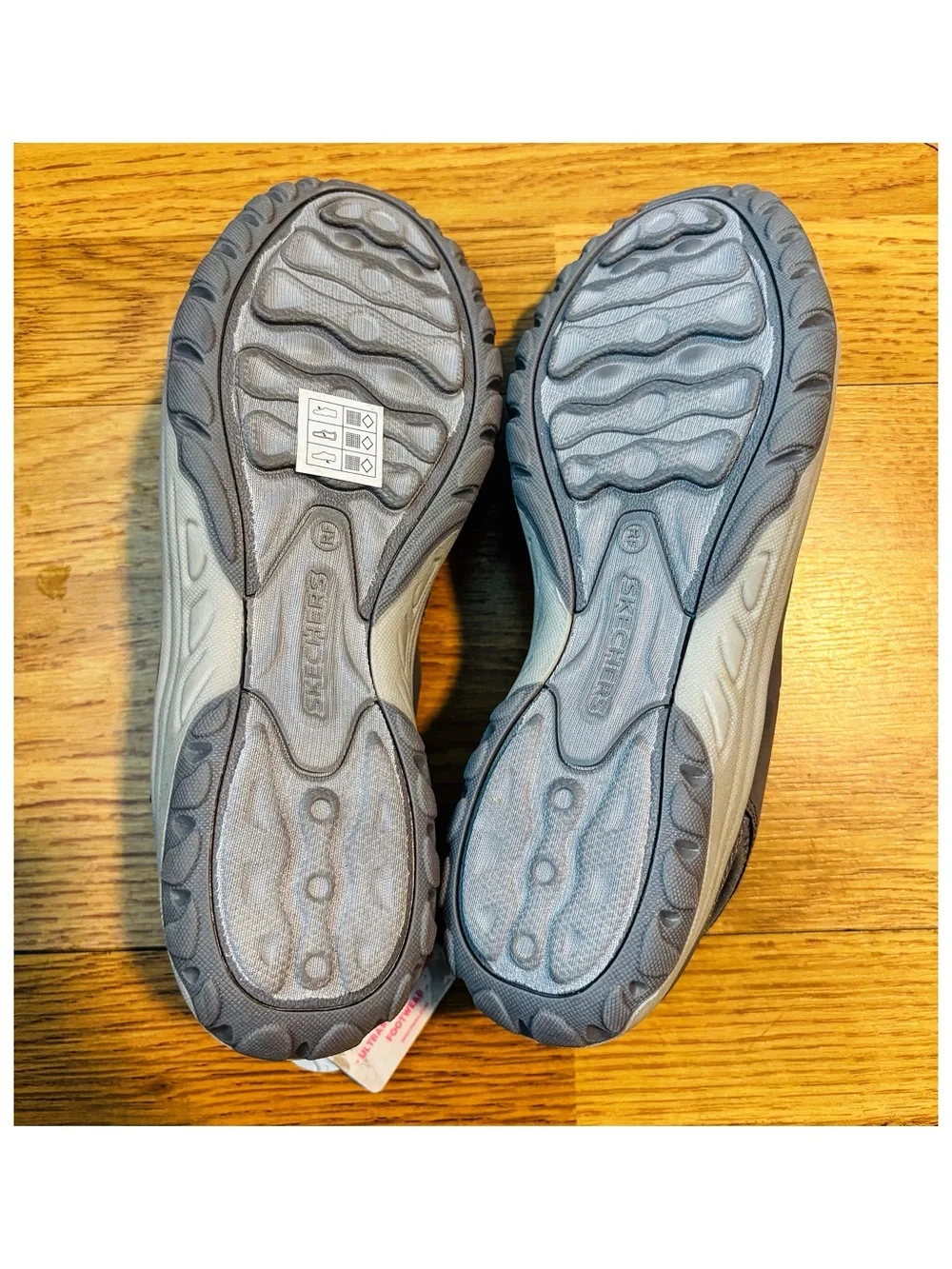 Skechers pet free