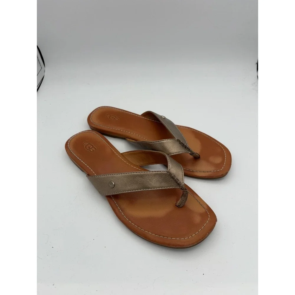 UGG Shoes Womens Size 8‎ Gold Leather Thong Sandals Flat Comfort 1109656