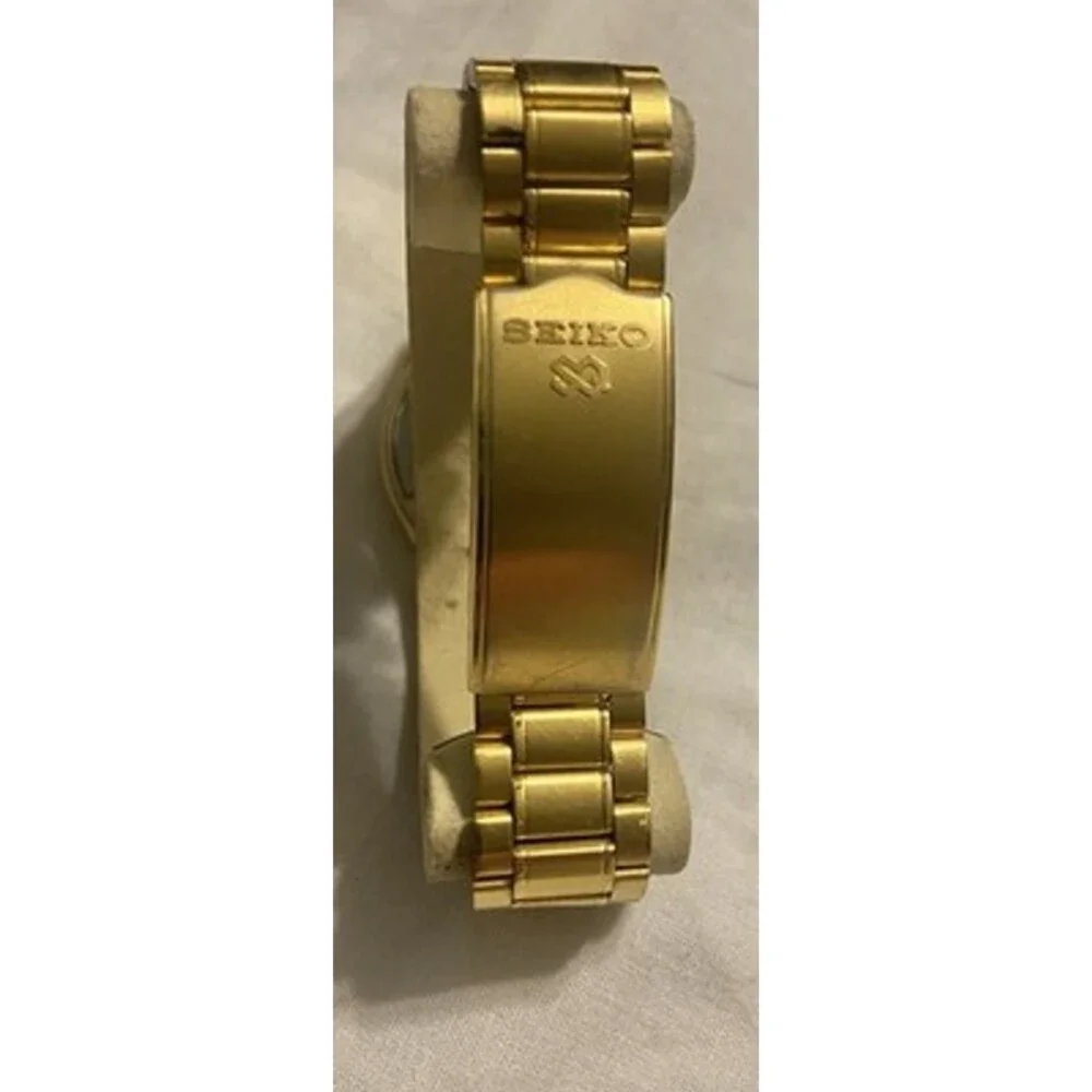 MICKEY MOUSE, SEIKO WATCH  1980S   ROLEX STYLE BAND, GOLD TONE,   (OB)