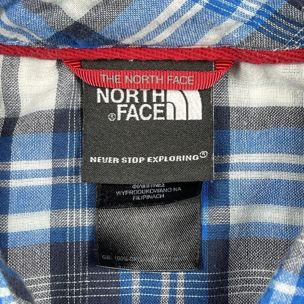 The North Face button missing