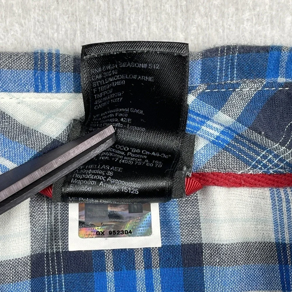 The North Face button missing