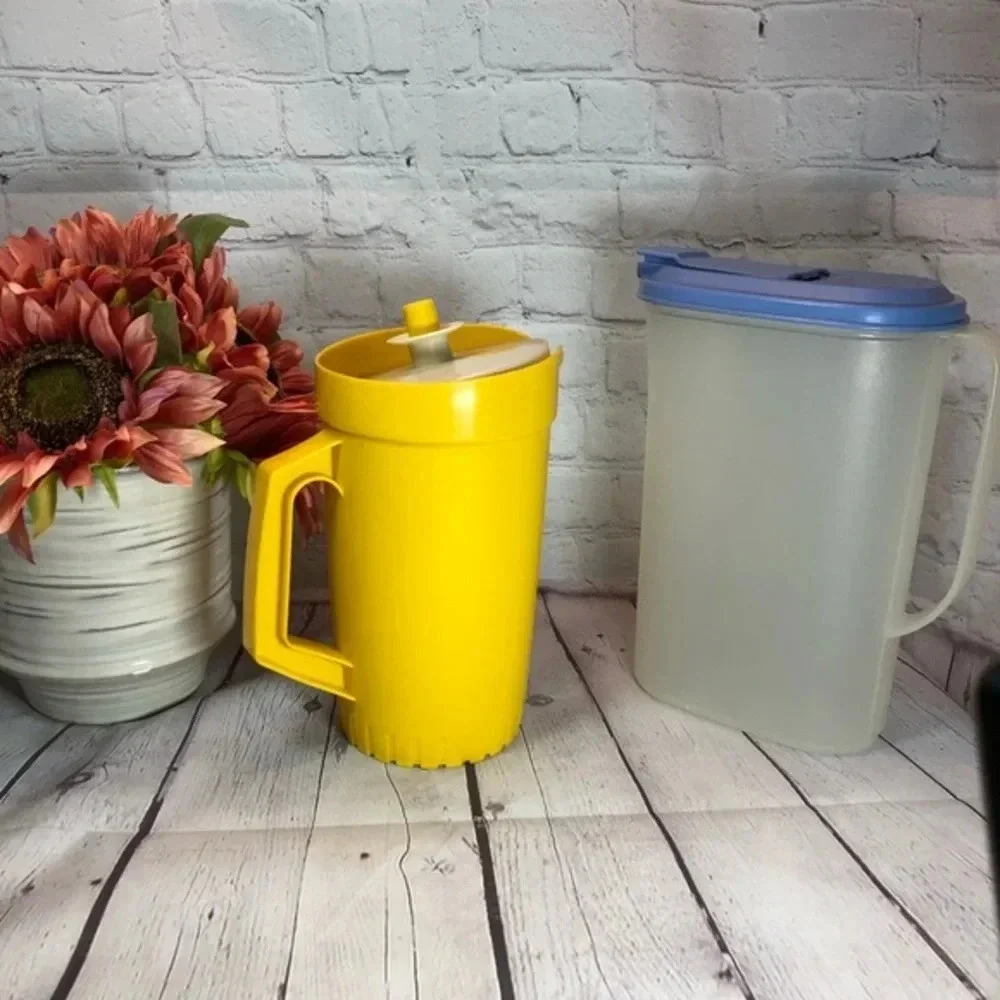 Vintage Tupperware juice  pitcher