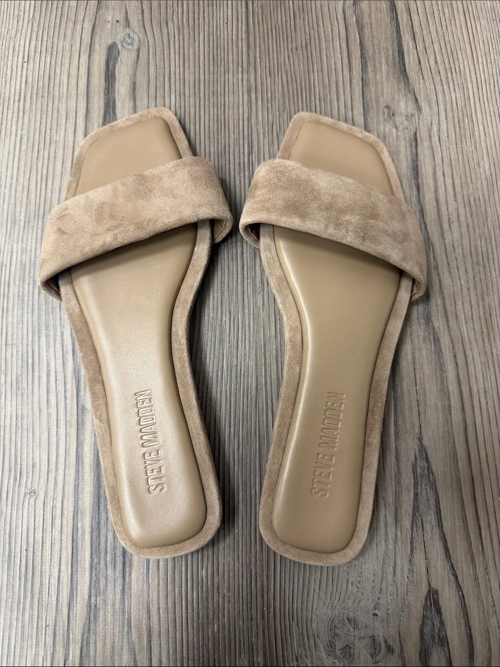 Steve Madden minimalist slide