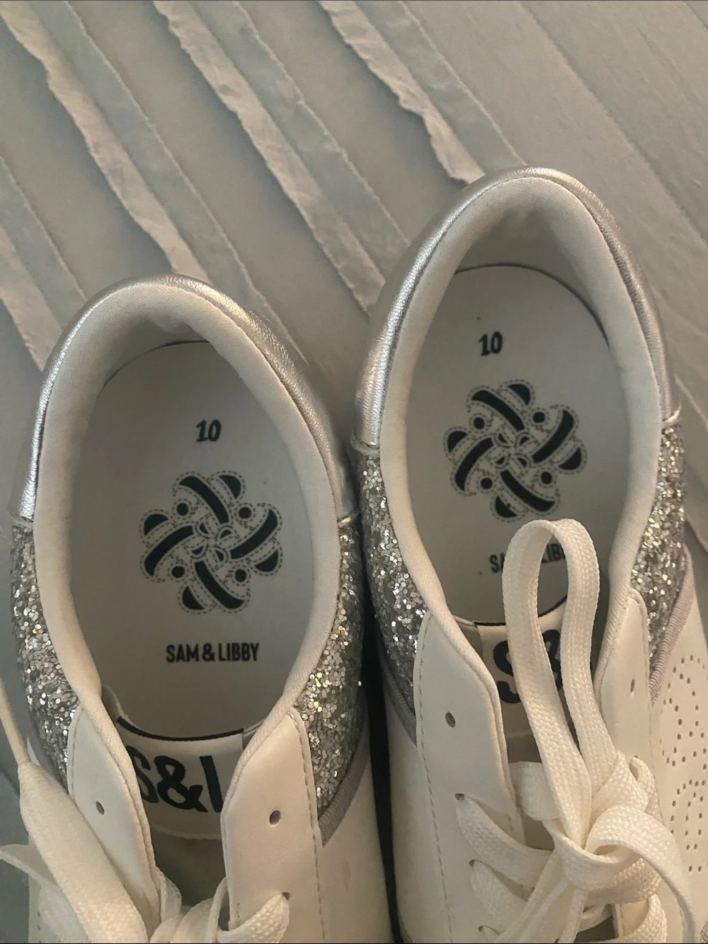 Sam & Libby white lace