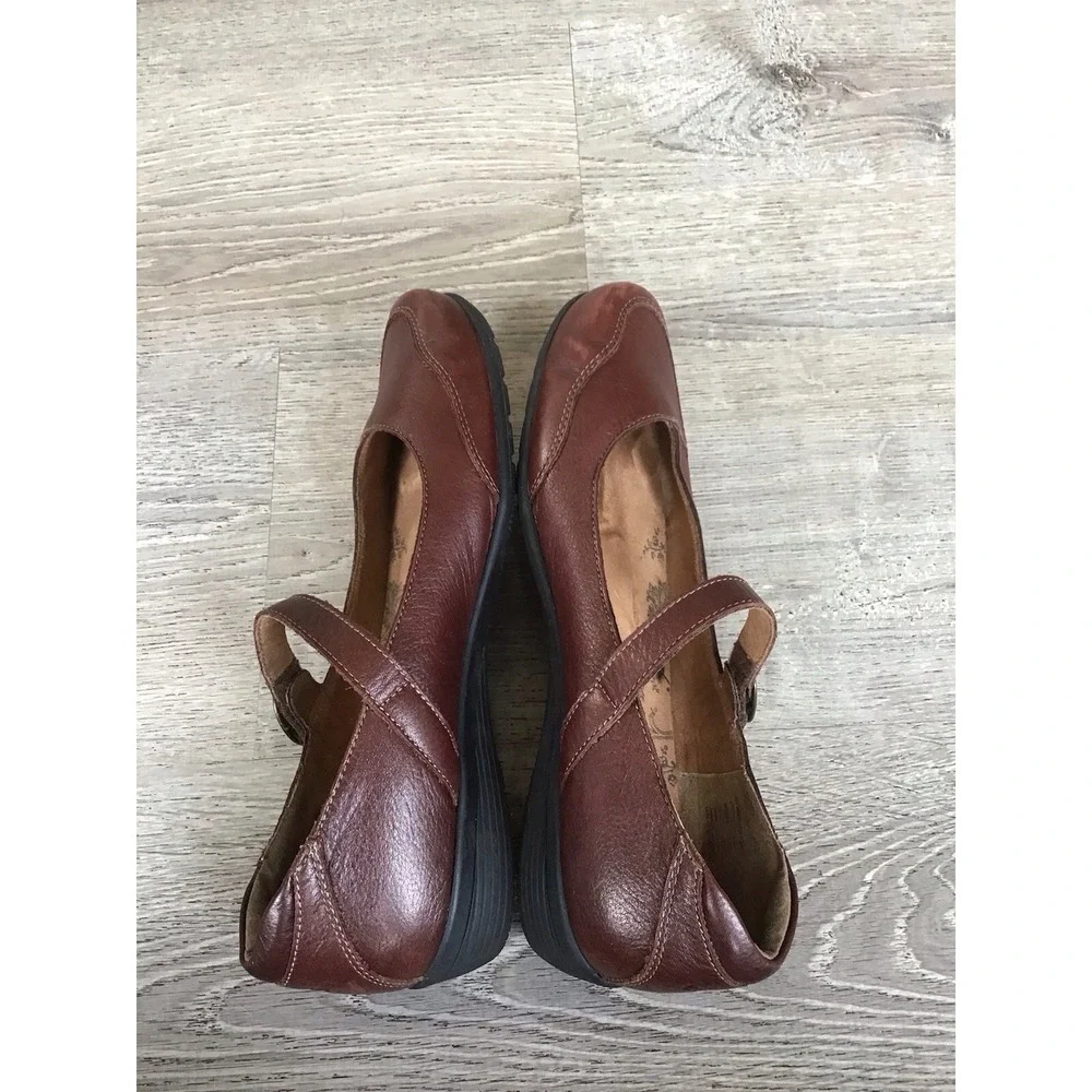 Taos Footwear welcome my