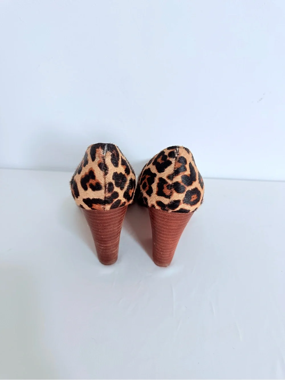 DSW chic crown