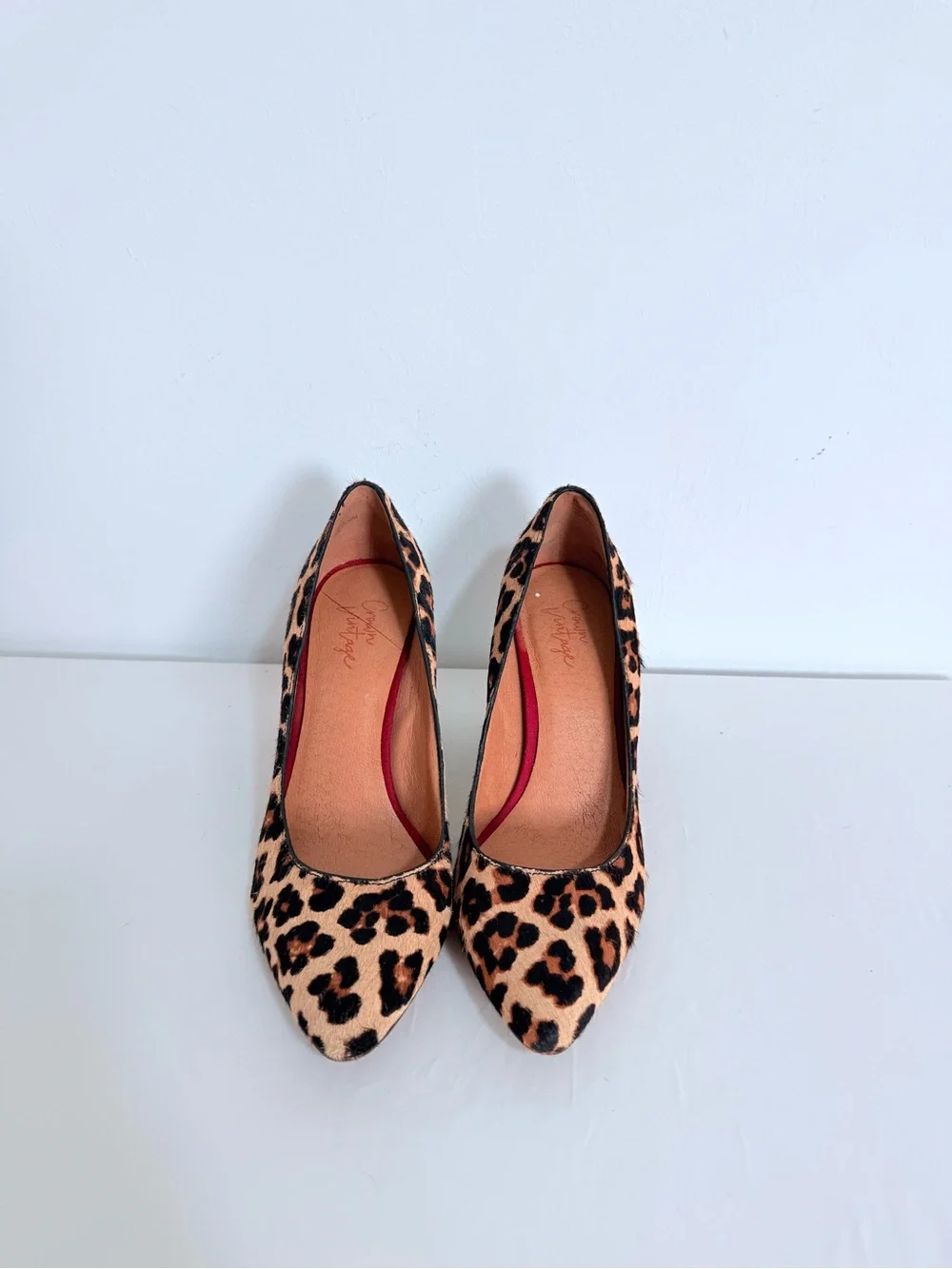 DSW chic crown