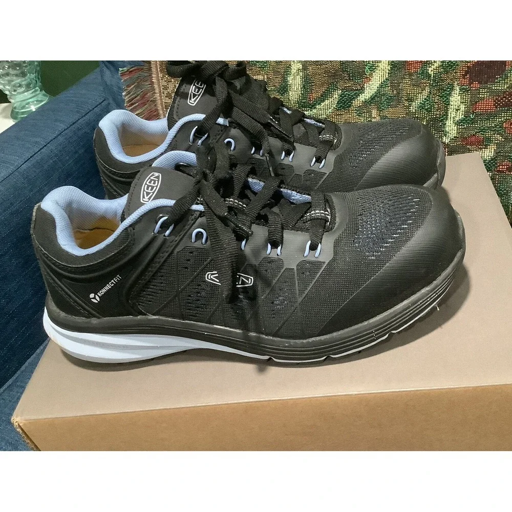 Keen steel toe