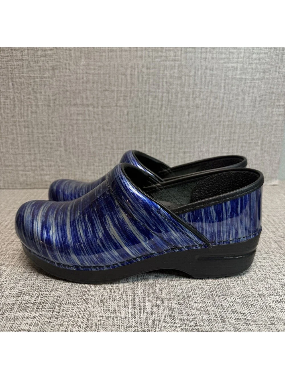 Dansko product pair