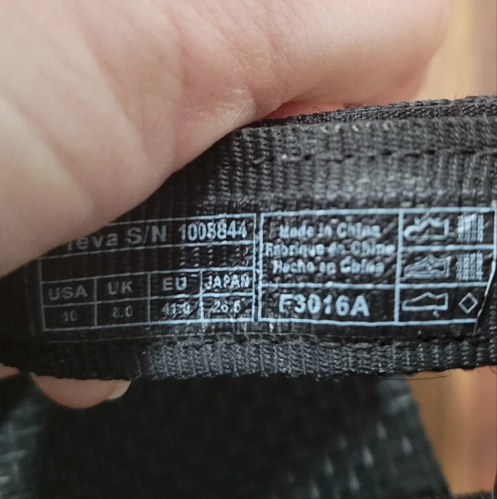 Teva women platform