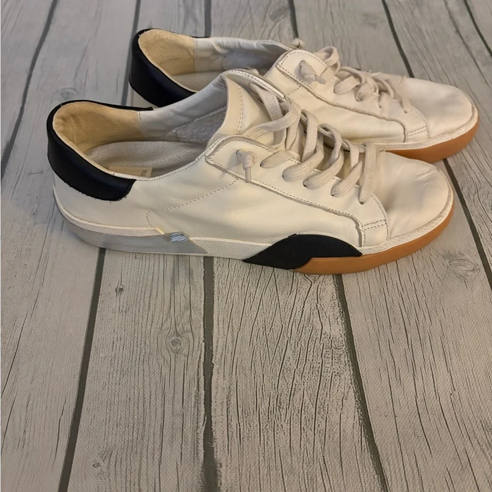 Dolce Vita chic sneakers
