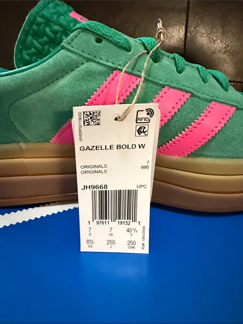 adidas pop adds size