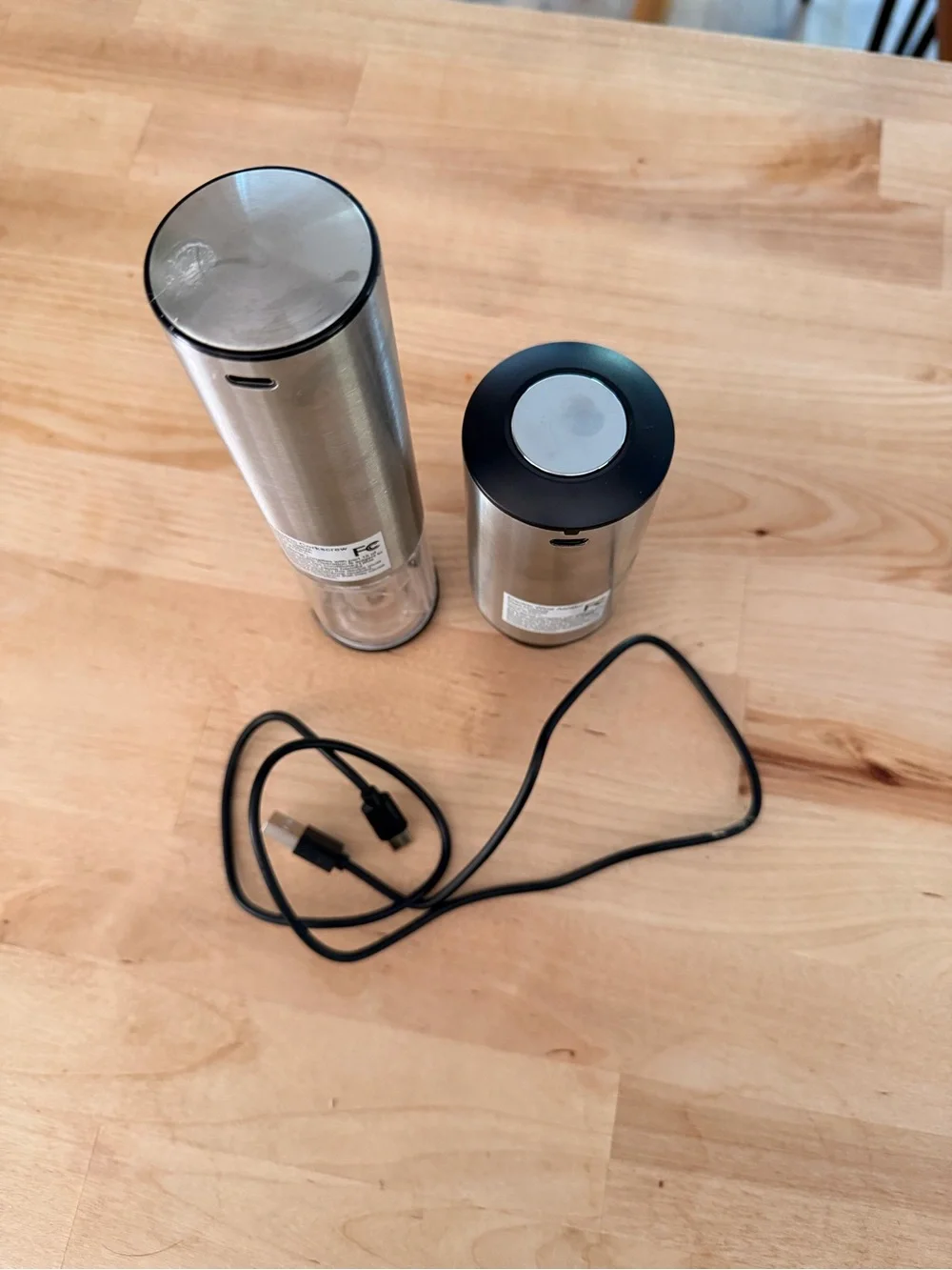 Rabbit rechargeable electric