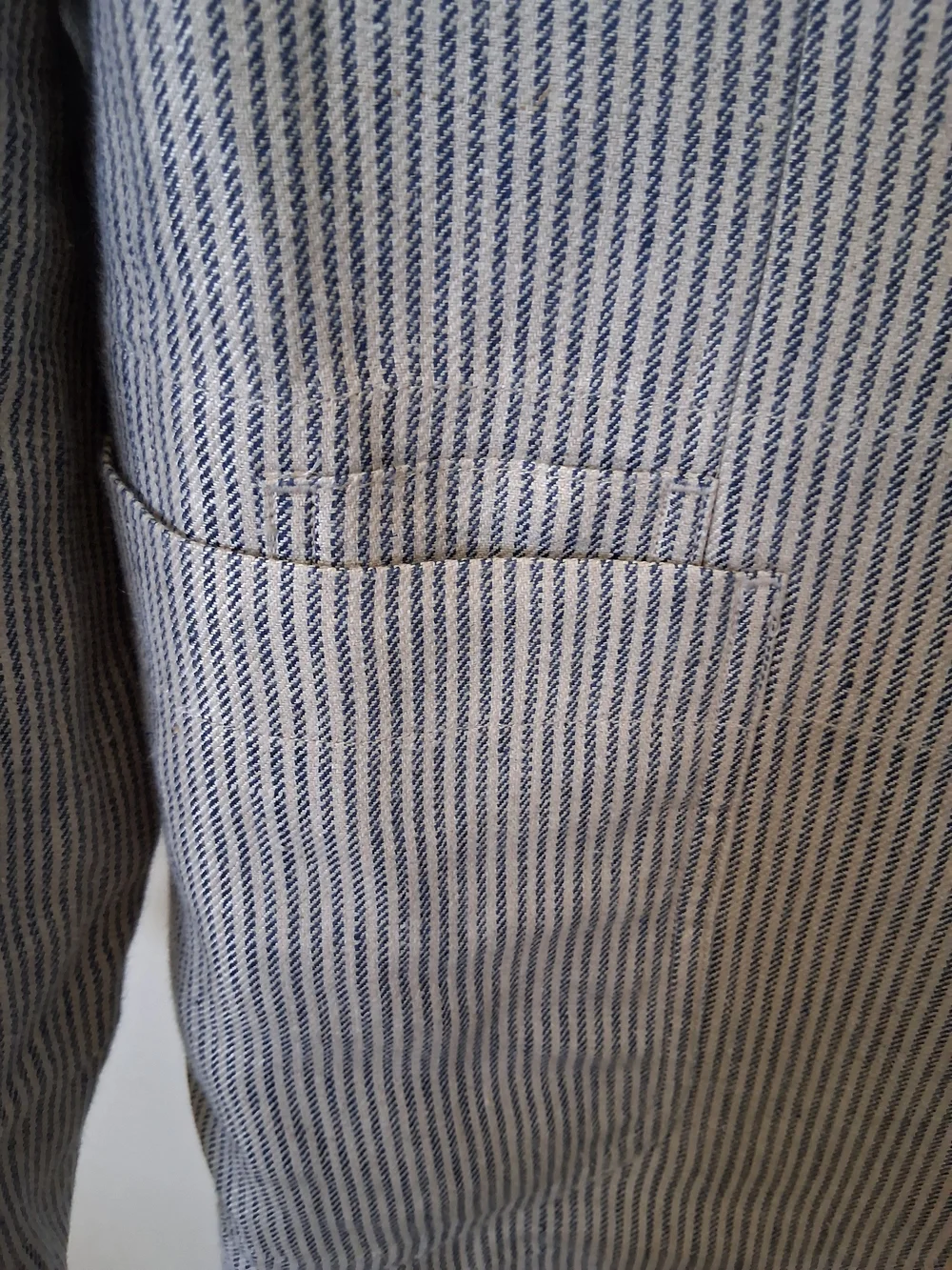 Banana Republic white lapel