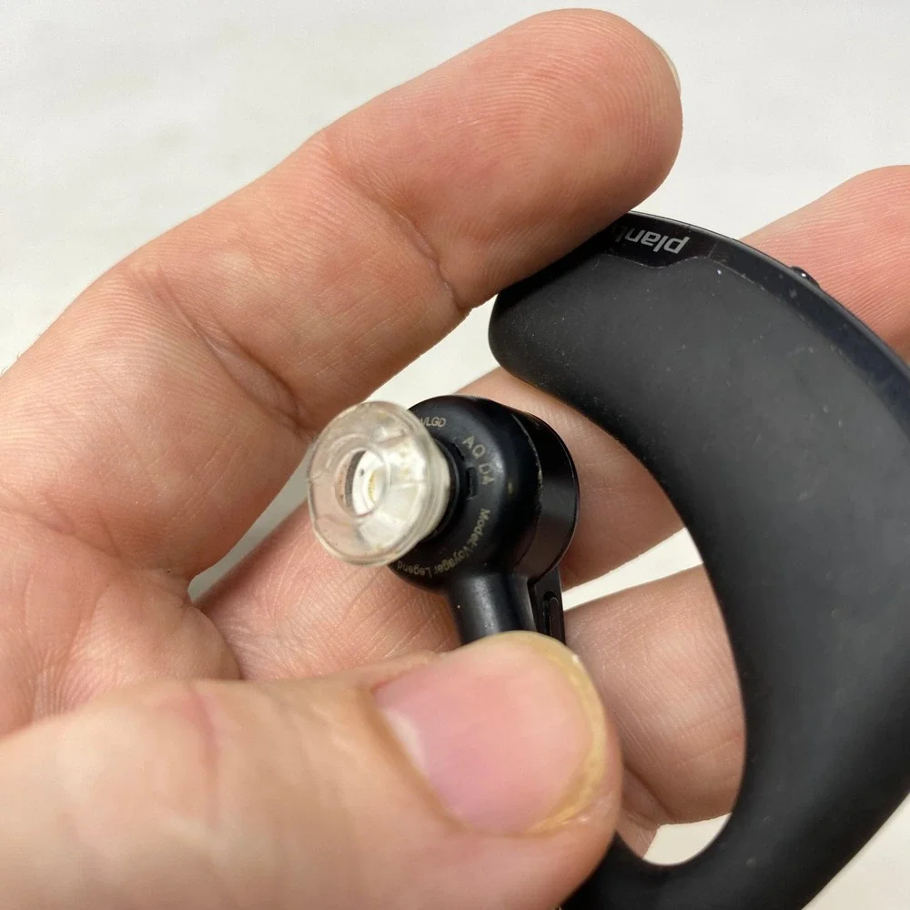 Plantronics voyager legend