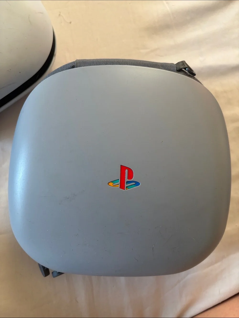 Sony zip case