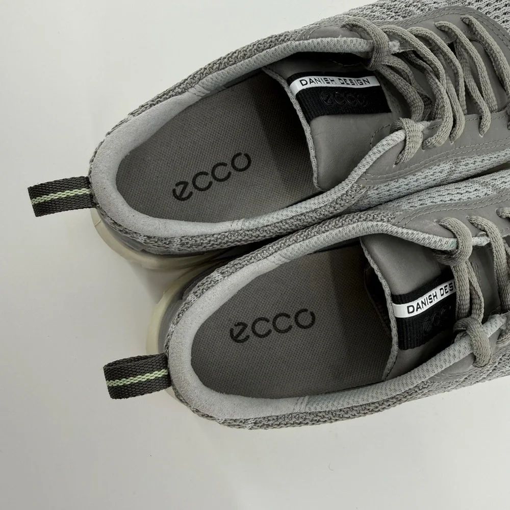 Ecco intrinsic knit