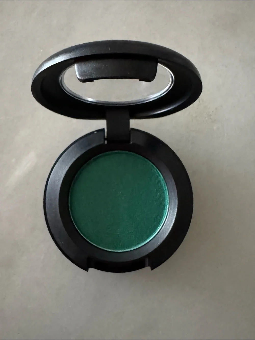 MAC Cosmetics eye shadow in the shade NEW CROP with a frost finish