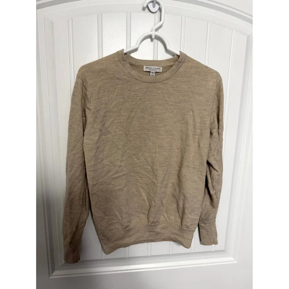 Banana Republic Sweater Mens Medium Tan Extra Fine Merino Wool Crew Neck 6416