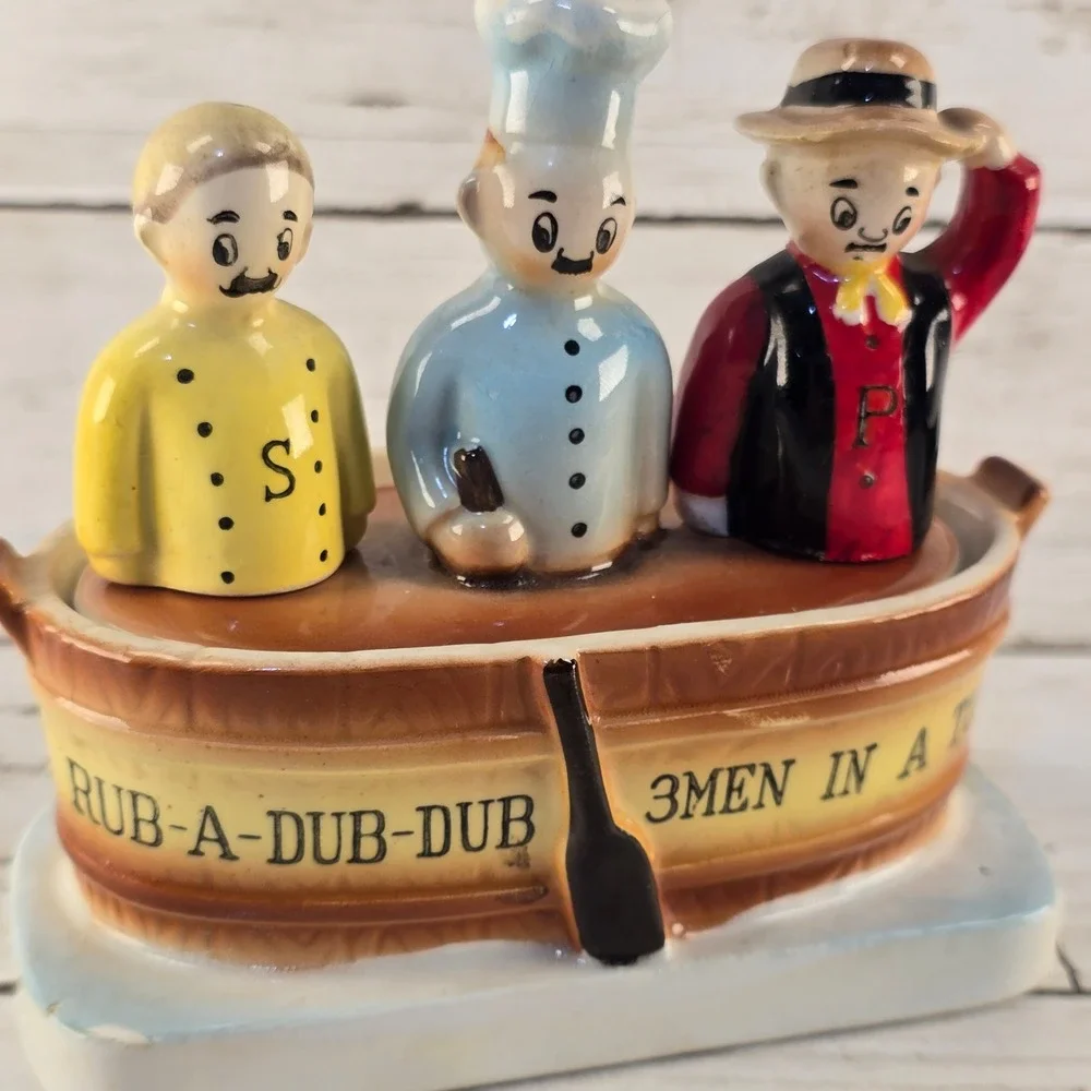 Vintage Enesco Rub-A-Dub-Dub 3 Men in a Tub Salt Pepper Shaker Set E3230 Ceramic