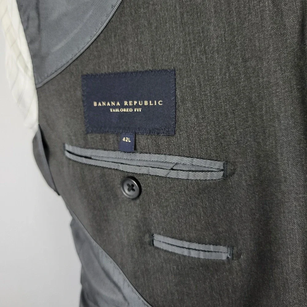 Banana Republic before strongly thanks