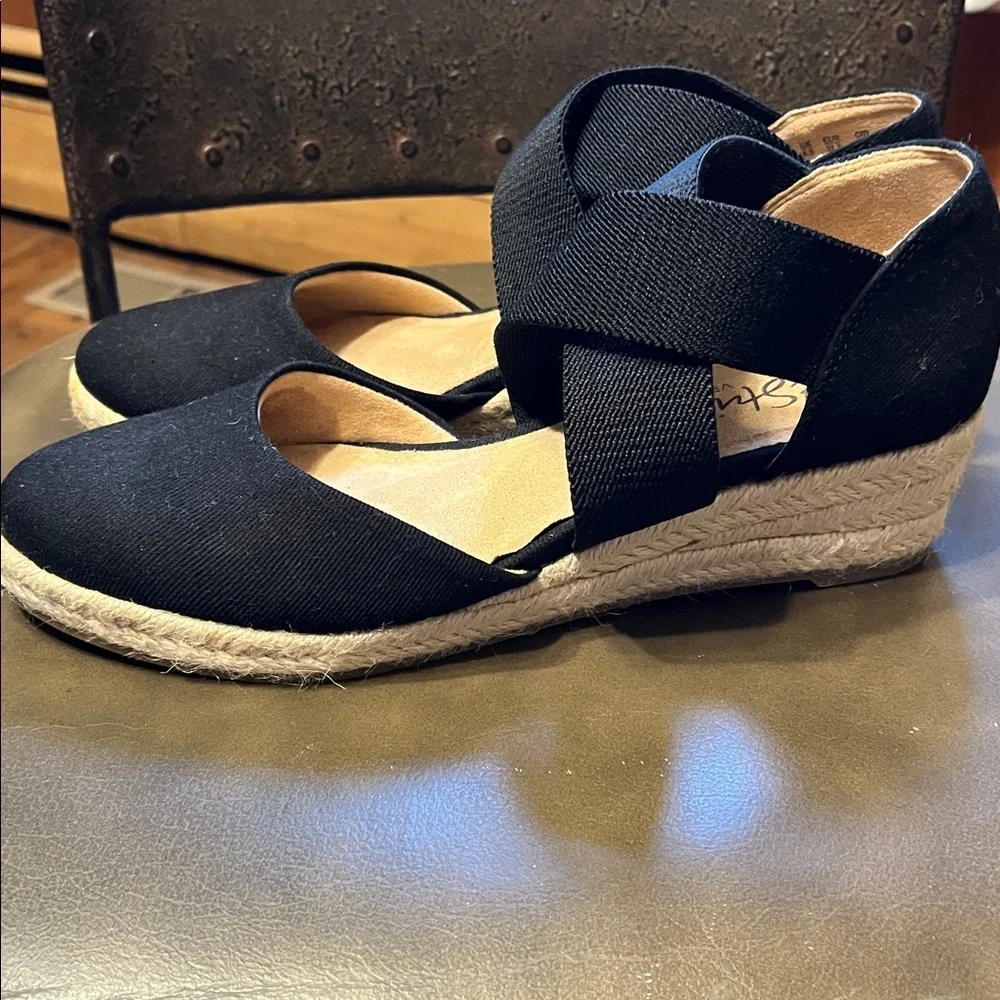 Life Stride stylish espadrille