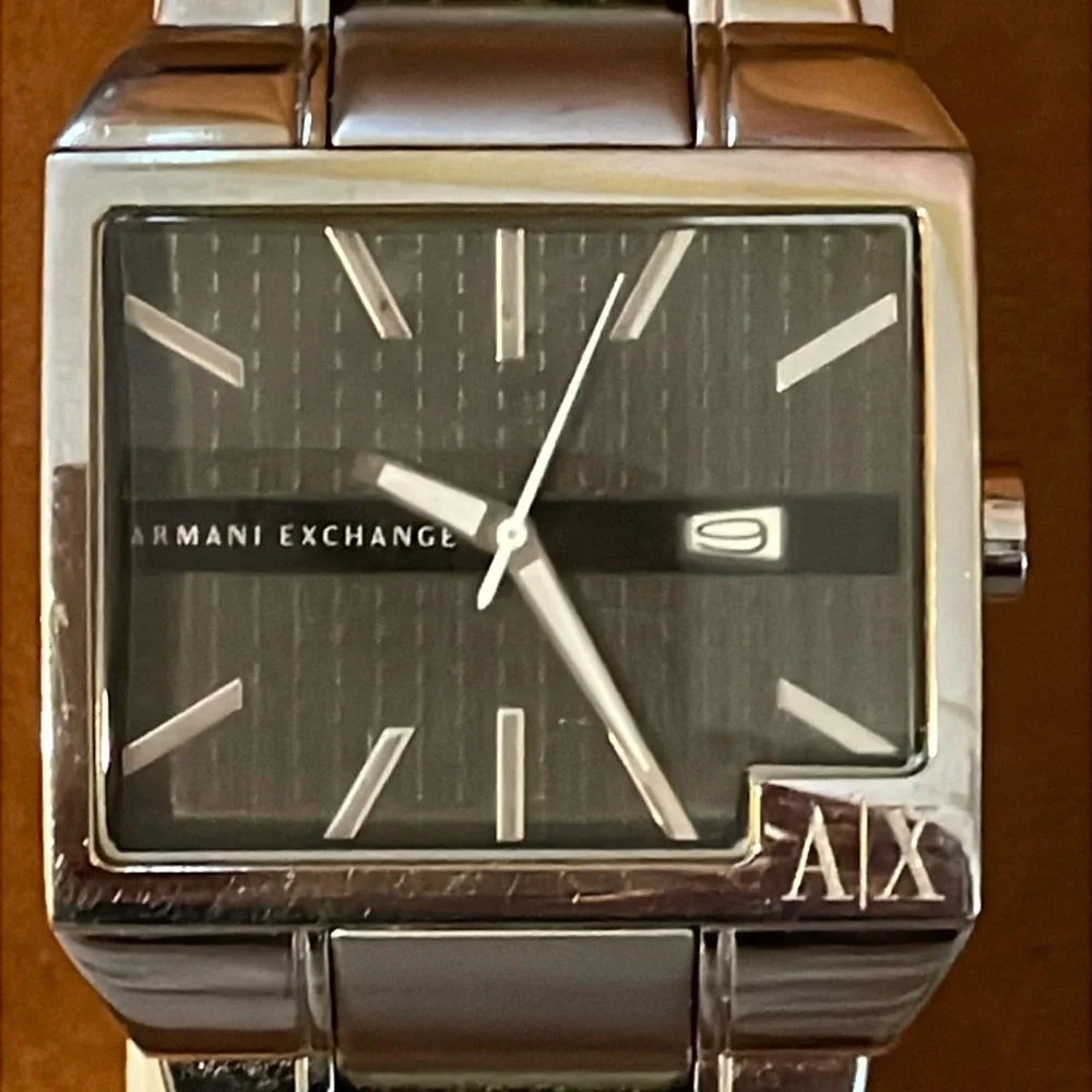 A/X Armani Exchange elevate your