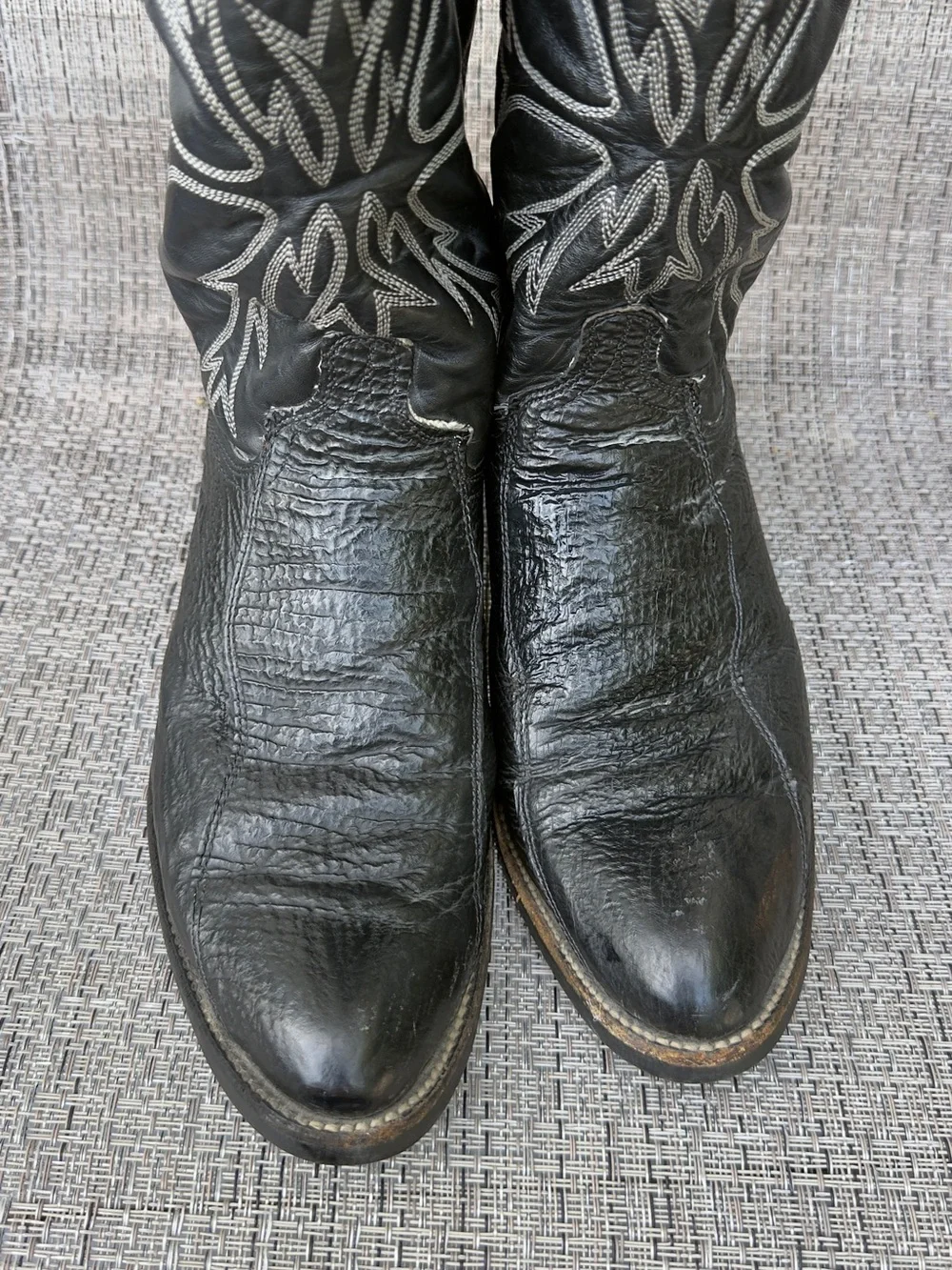 Avonite classic black