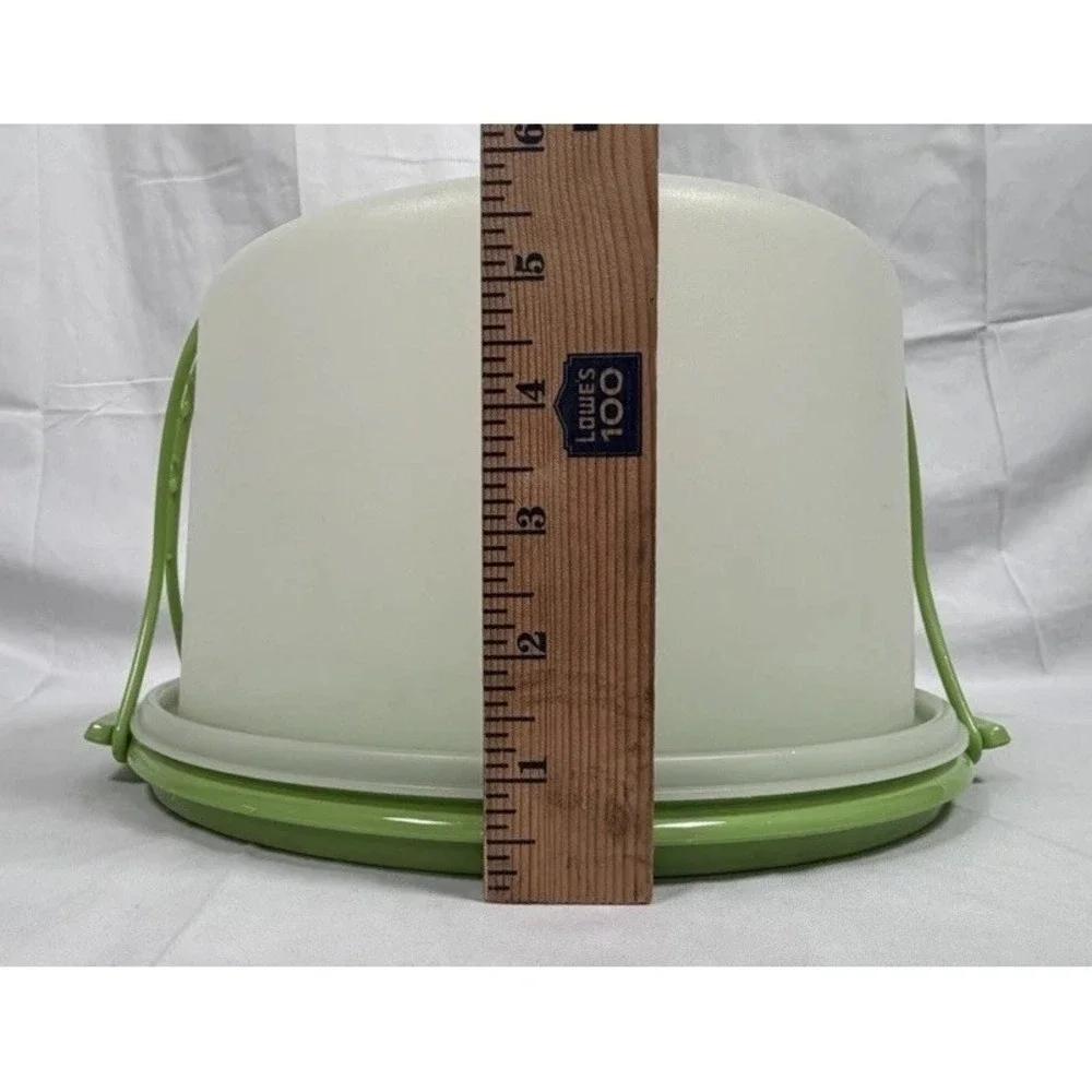 Vintage TUPPERWARE Layered Cake Carrier 9