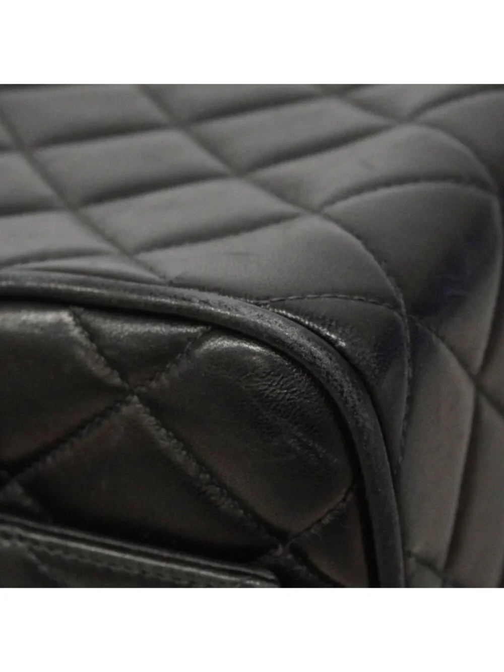 CHANEL handbag matelasse
