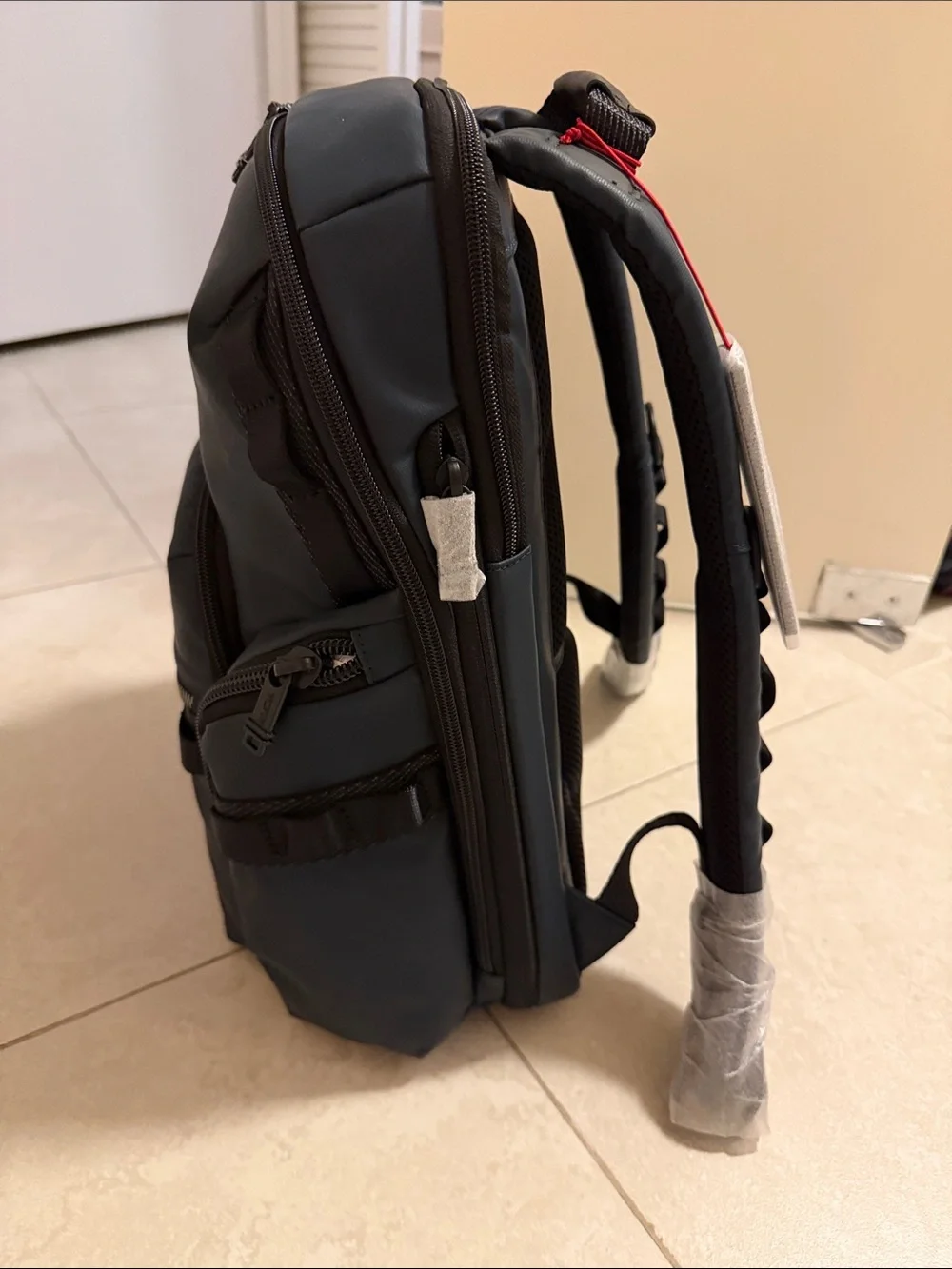 Tumi 16” handle