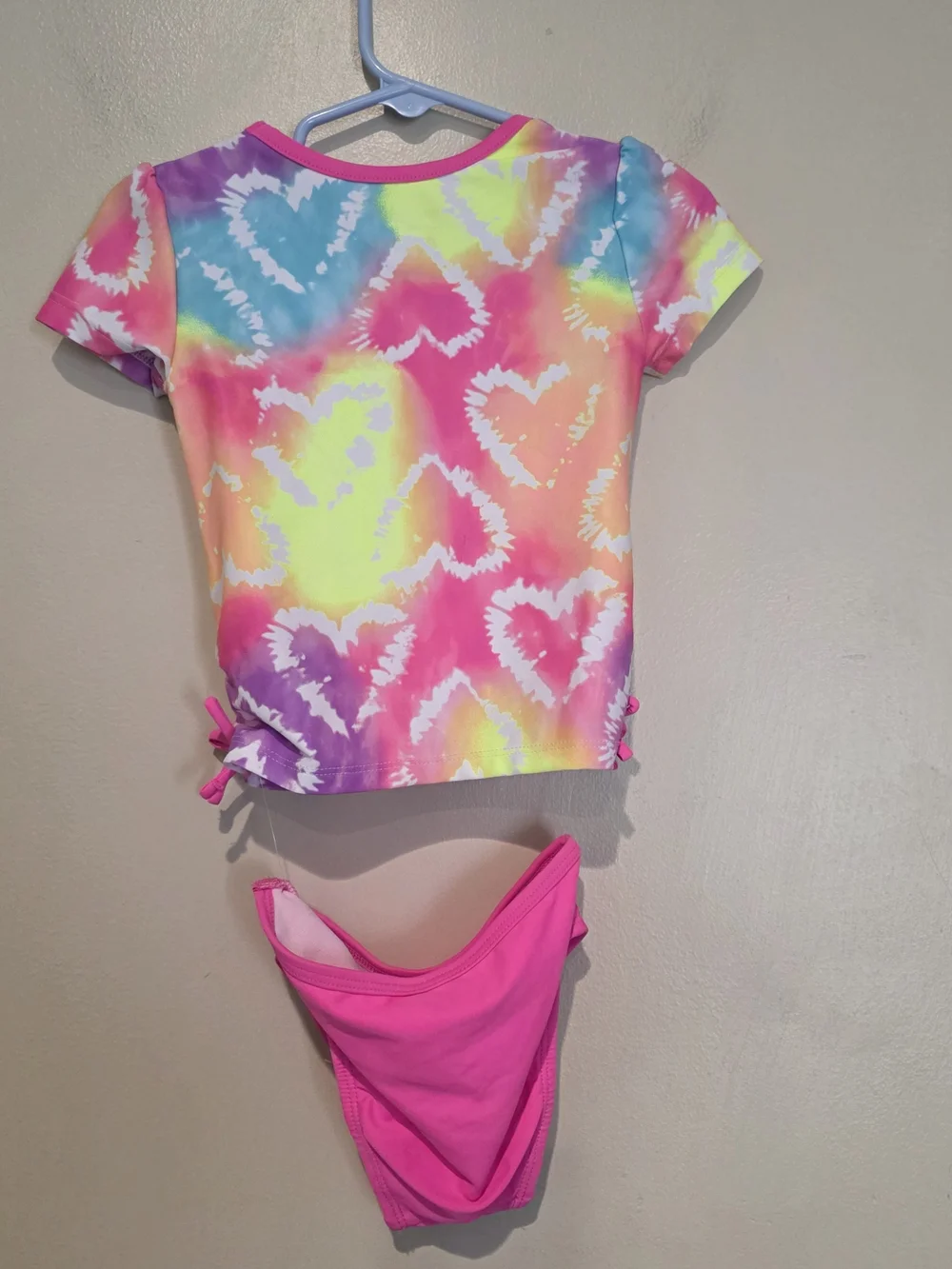 The Childrens Place girls chest made