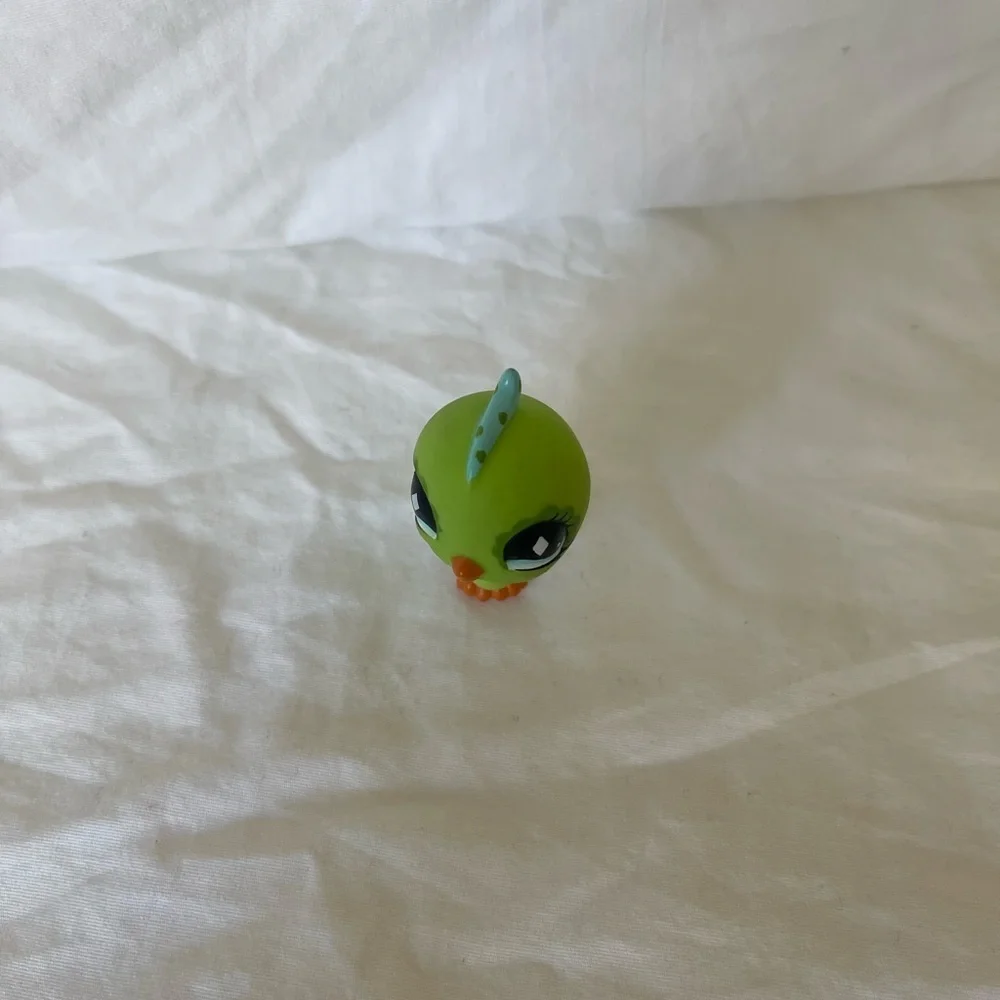 Littlest Pet Shop charming green