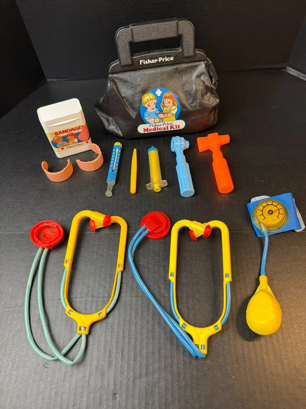 Vtg Fisher Price Medical Kit Doctor Bag 1987 Black w/Accessories 12 Pieces *READ