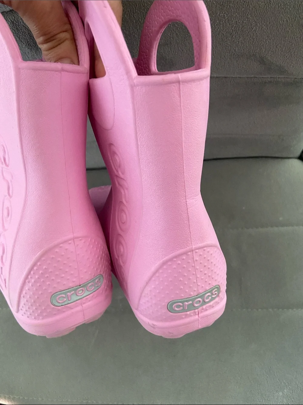 CROCS easy off