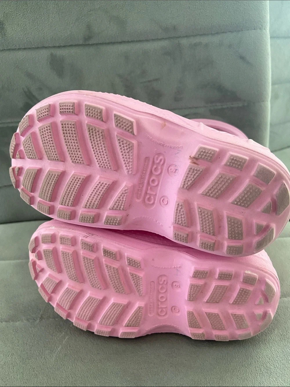 CROCS easy off