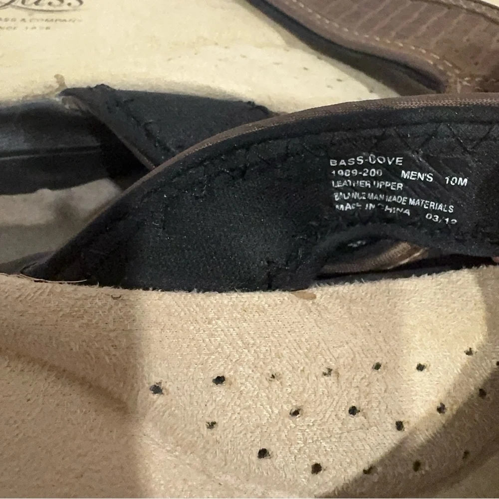 Bass flaws cushioned leather