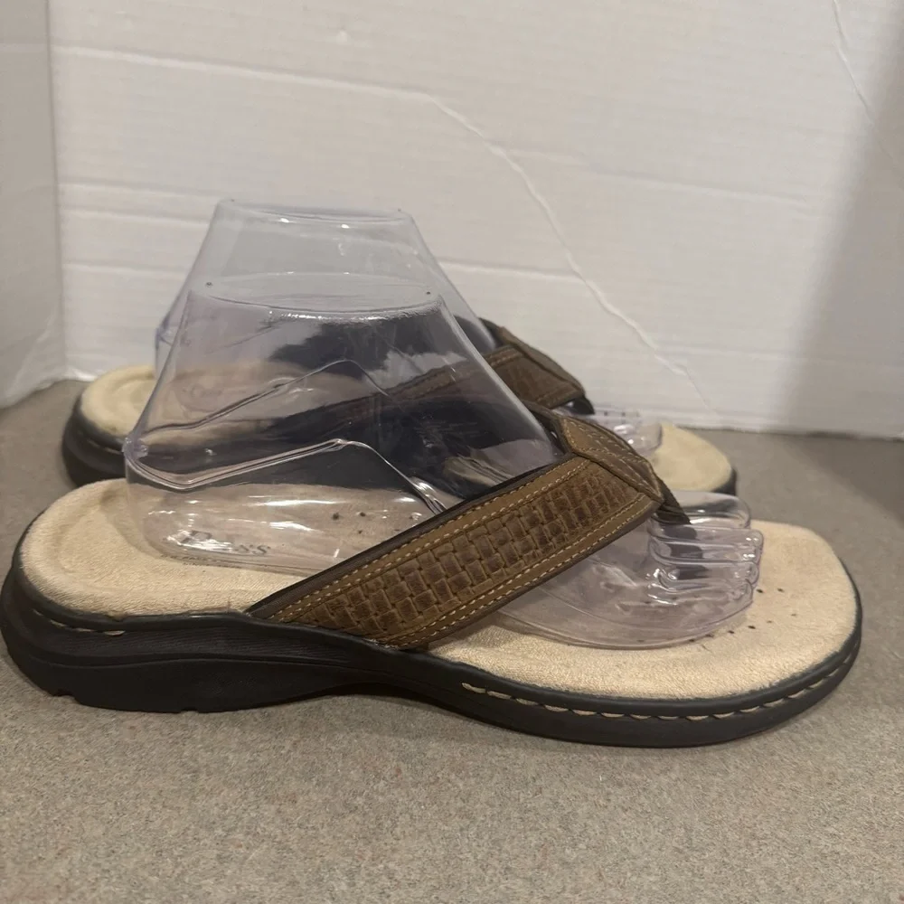Bass Men’s Cove Brown Black Leather Boho Flip Flops Size 10