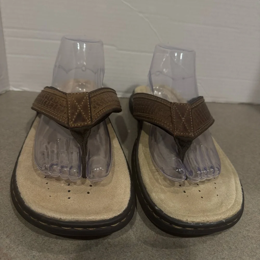 Bass features leather