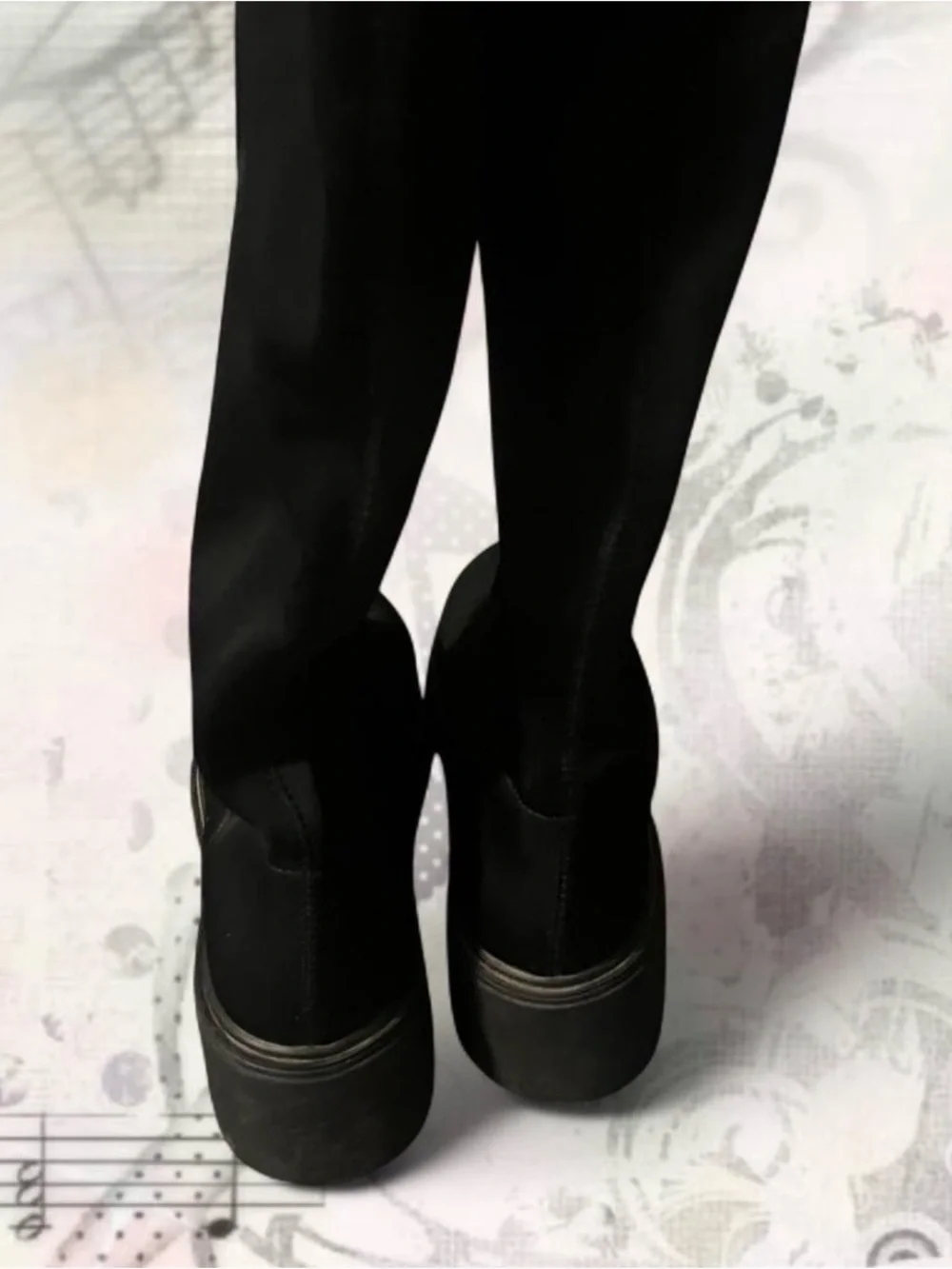 Other stylish knee