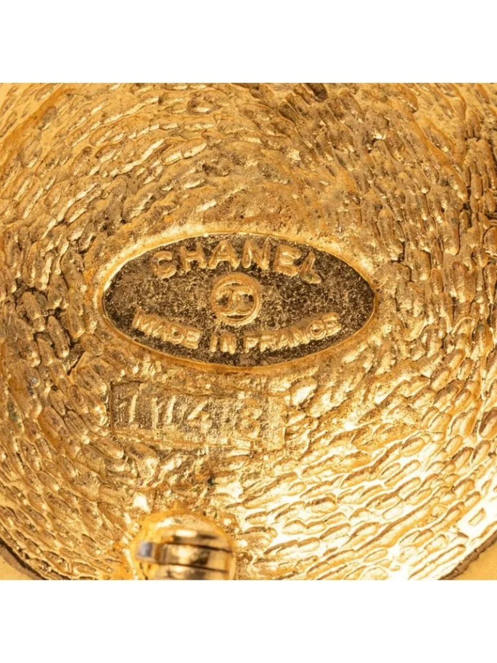 Chanel 31 Rue Cambon Vintage Round Brooch Gold Plated